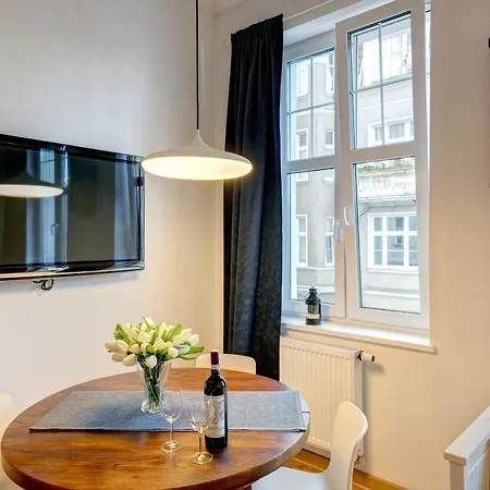 Dom & House - Station Apartment